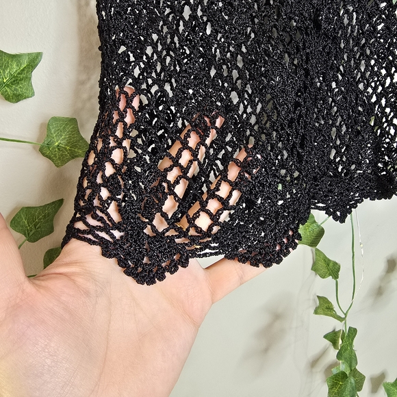 Black Crochet Women Top - Picture 6 of 10